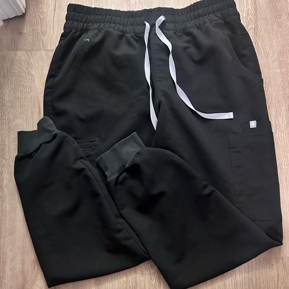 Figs Jogger Scrub Bottoms - Picture 1 of 2